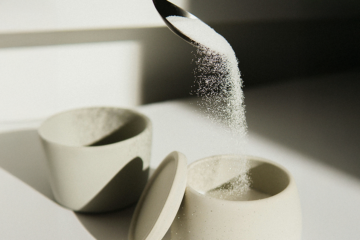 does-sugar-cause-hot-flashed